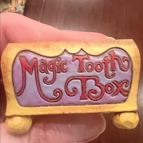 Jim Shore “I’ll Trade Ya” Fairy lost tooth holder - Picture 7 of 11
